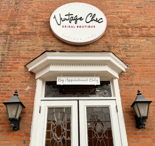 Vintage Chic Bridal Boutique