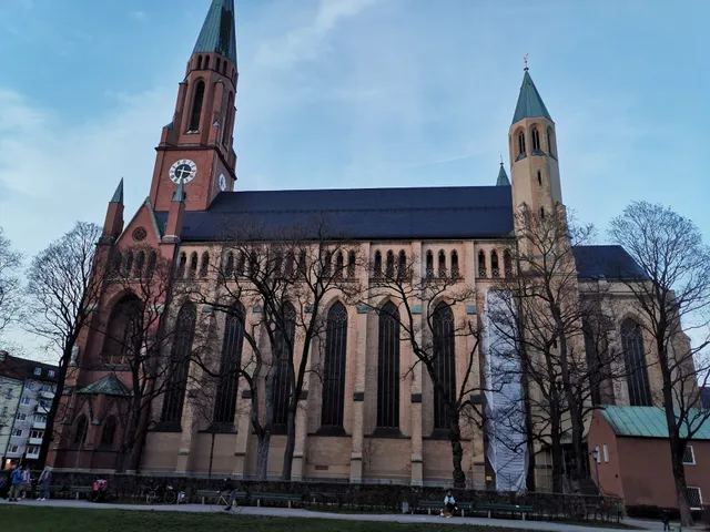 Neue Pfarrkirche St. Johann Baptist