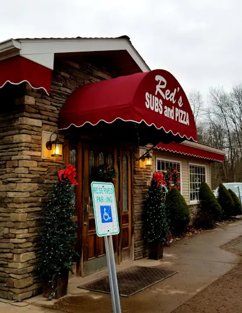 Red's Subs And Pizza
