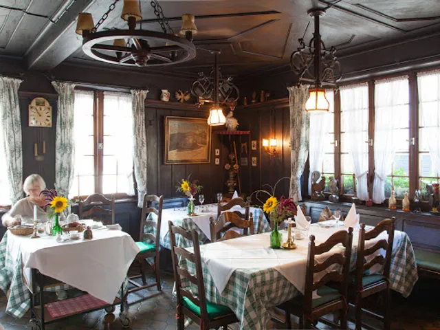 Hotel & Restaurant Adler