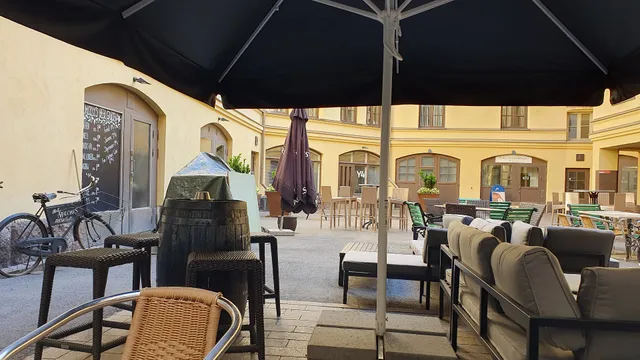 Molly Malone's Irish Bar