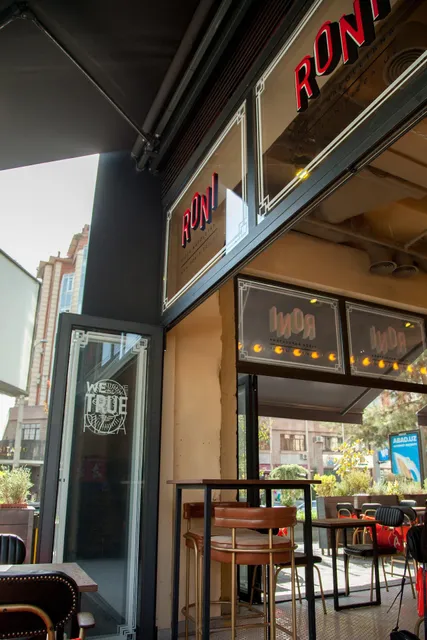 RONI Pizza Napoletana