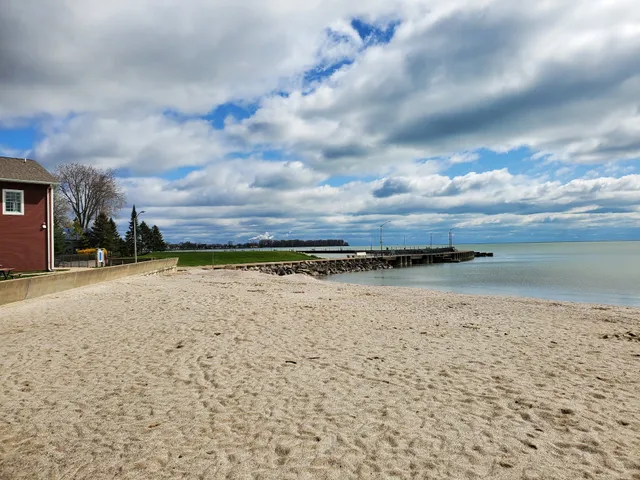 The Pier at Luna Pier