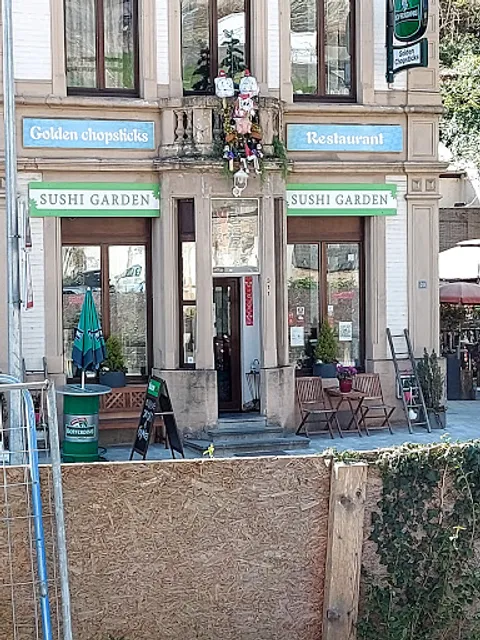 Restaurant Golden Chopsticks