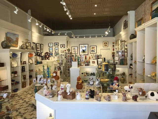 Outside the Lines Art Gallery (Dubuque)