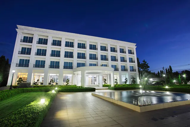 โรงแรมลาวีอองโรส เชียงราย LA VIE EN ROSE CHIANG RAI