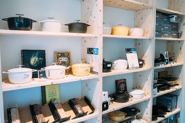 SHED さかい河岸レストラン 茶蔵1F