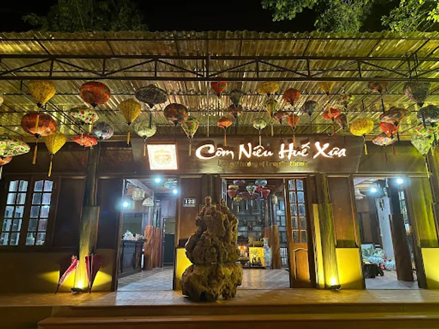 NHÀ HÀNG CƠM NIÊU HUẾ XƯA