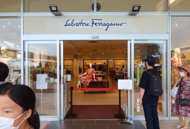 Salvatore Ferragamo Company Store