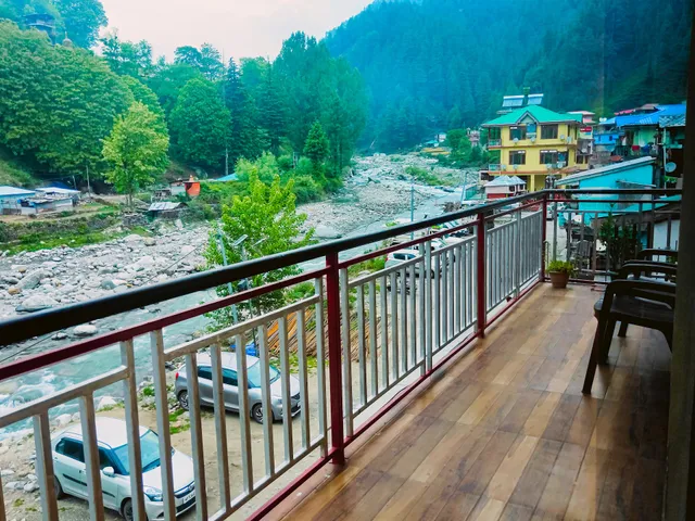 Malhotra Home Stay Barot Valley