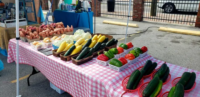 Lafreniere Park Farmers Arts Market