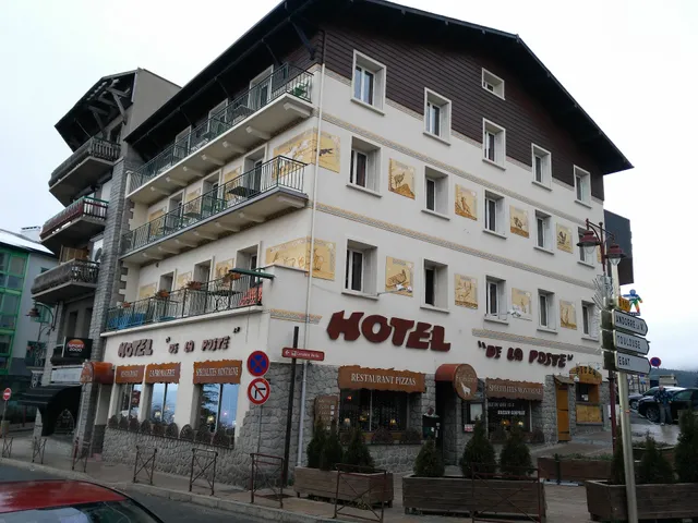 Hôtel De La Poste