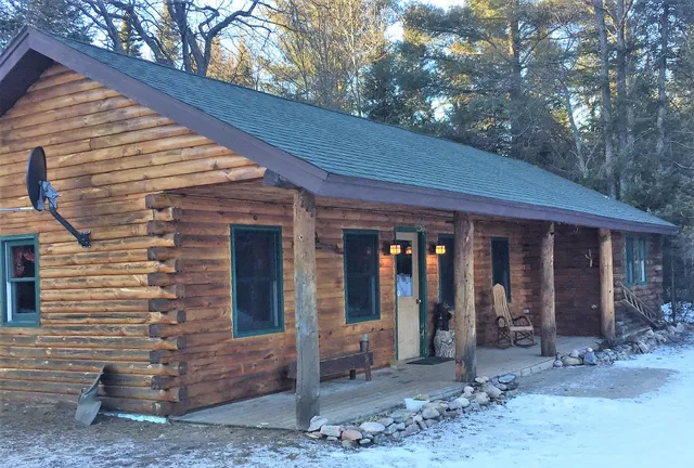 Sugarloaf Mountain Inn, Cabins & Dining Lodge