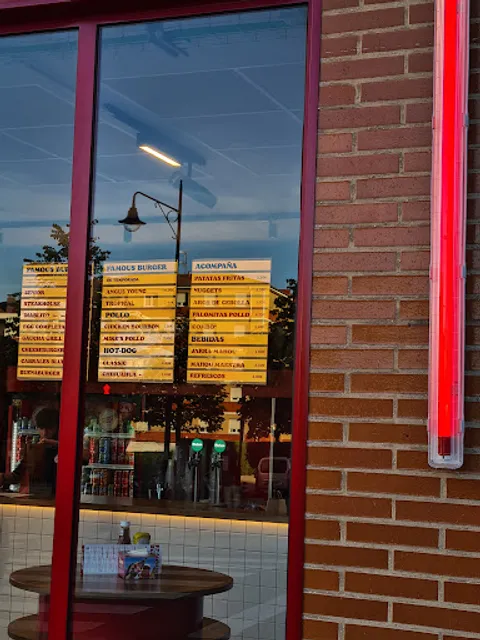 Mike's Burger House Montevil