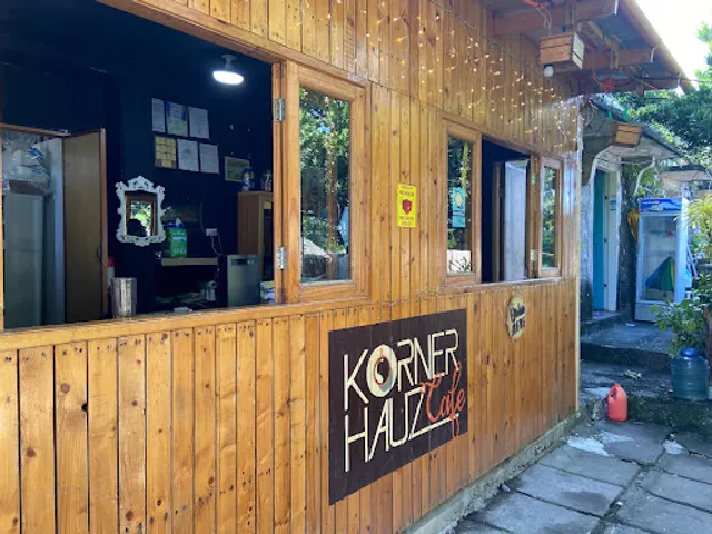 Korner Hauz Cafe