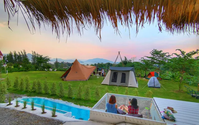 บ้านฟาร์มรัก​ จุดชมวิว&ลานกางเต็นท์​