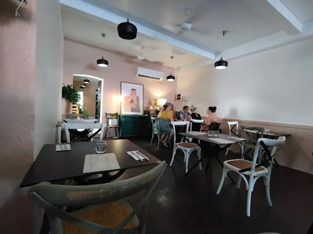 Amo House And Catering