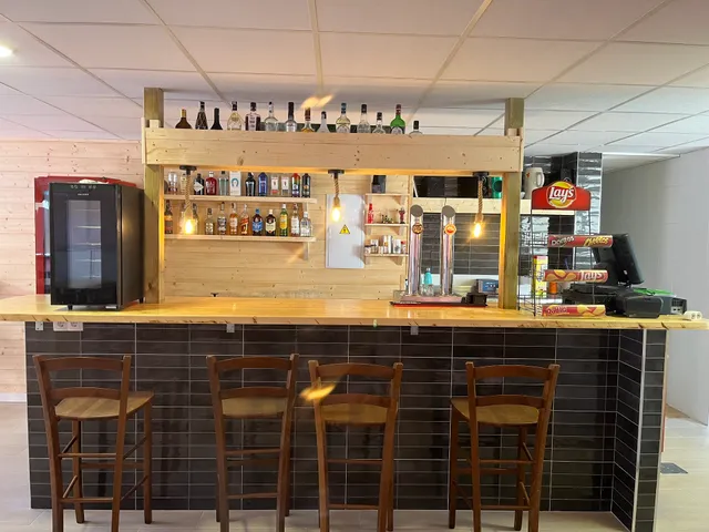 Pizzería MANILA (Bei Paco)