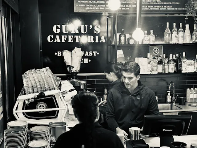 Guru's Cafeteria