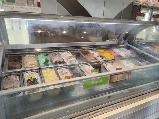 Gino's Gelato