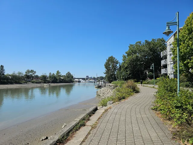 Fraser River Trail