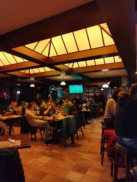 Rose'n Pub&Bowl - English Pub, Bowling, Sala Giochi