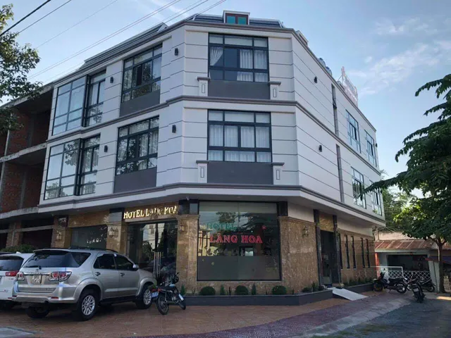 Hotel Làng Hoa