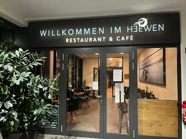 HEEWEN | Restaurant & Café