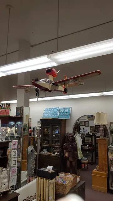 Confetti Antiques & Books