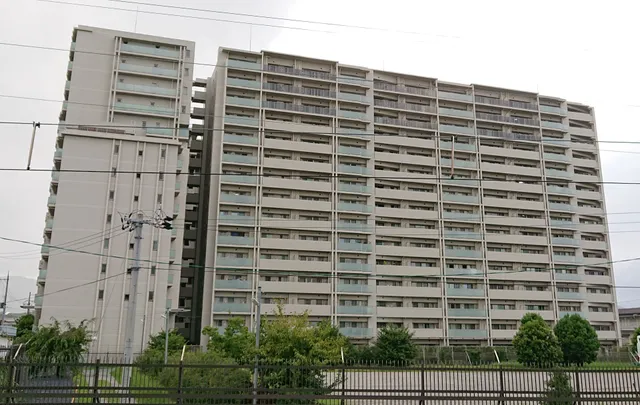 Kyoto Katsuragawa Tsumugi no machi Gran Square