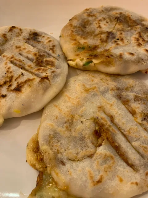 Pupusería Suiza Escalón