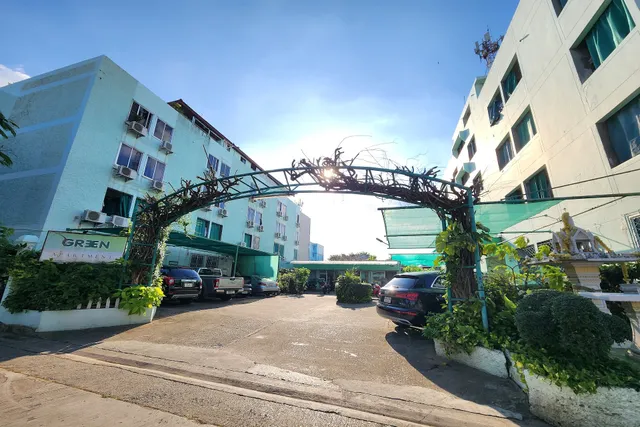 Green Apartment Kaset