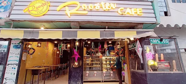 Rooster Bakery, Nayak Complex