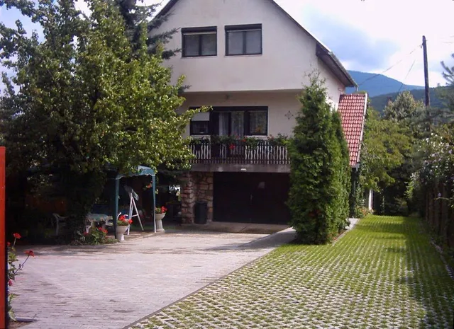 Kékes Apartman