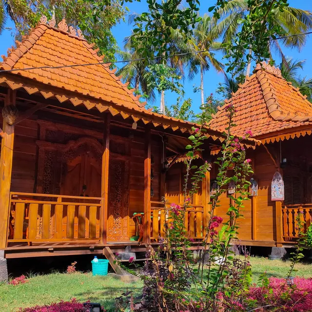 Villa Joglo Karinduaji