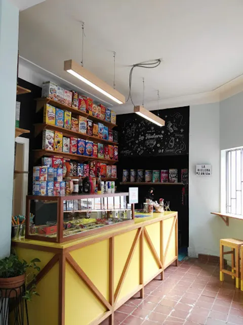 La Hielera Cereal Bar