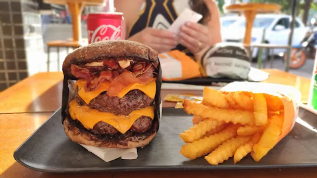 Meatz Burger N' Beer - asa norte