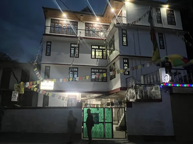 EL PARAISO THE PARADISE HOME STAY