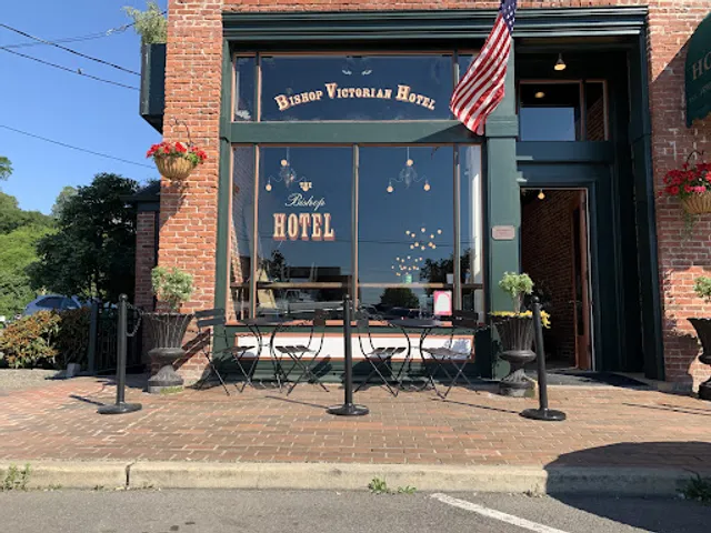 Bishop Block Bottle Shop & Garden