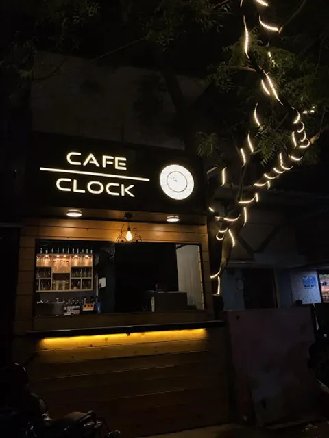 CAFE CLOCK