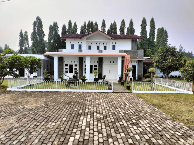 VILLA CATUR KIDHOUSE