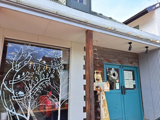 milk little garden room