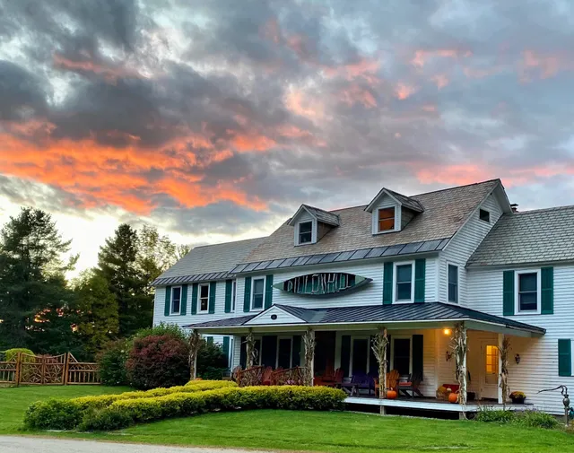 Cabins at Dillon Hill