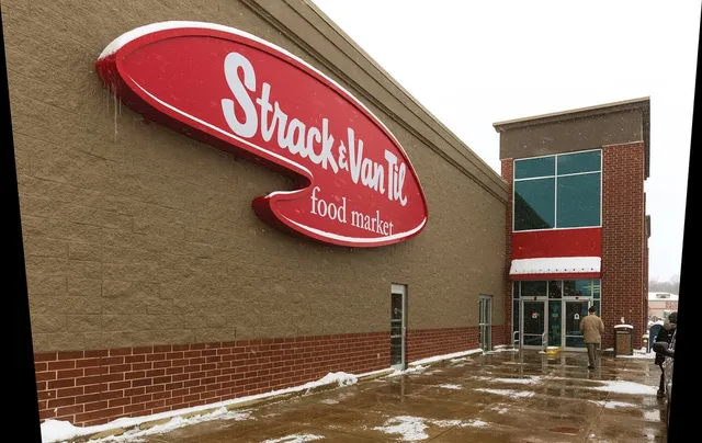 Strack & Van Til
