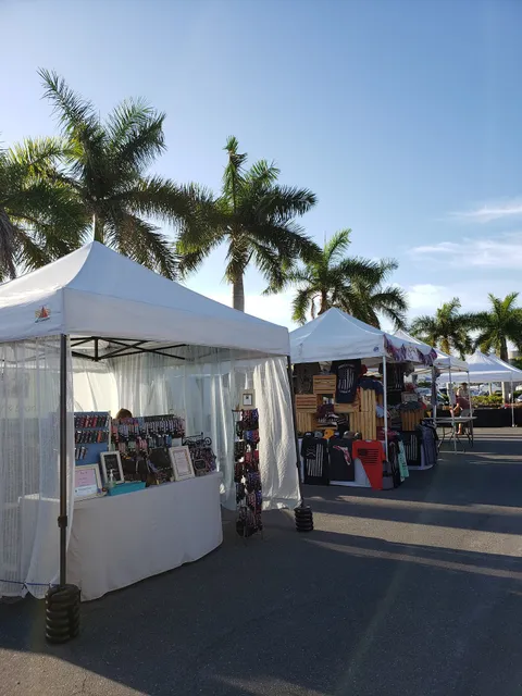 Santini Farmers Market