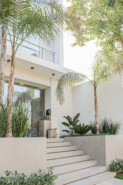 ZT/Co-living Apartments and Suites