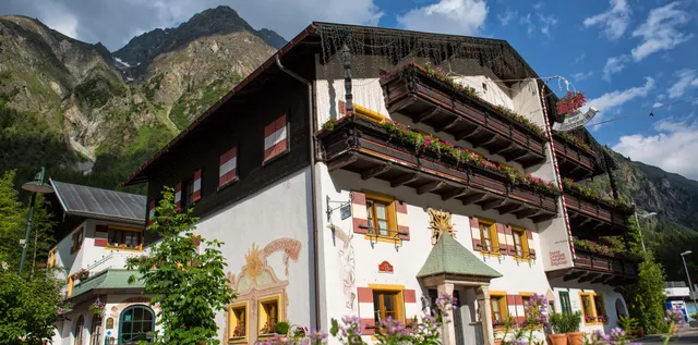 Hotel-Garni Kirchenwirt Pitztal