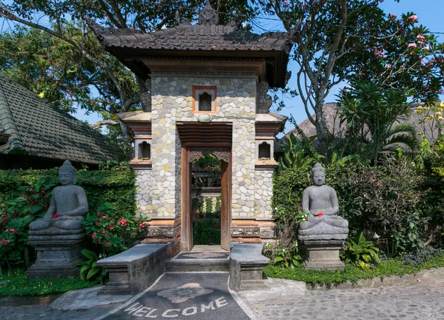 Murni's Houses & Spa