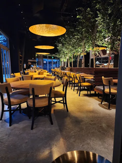 Esh Modern Mediterranean