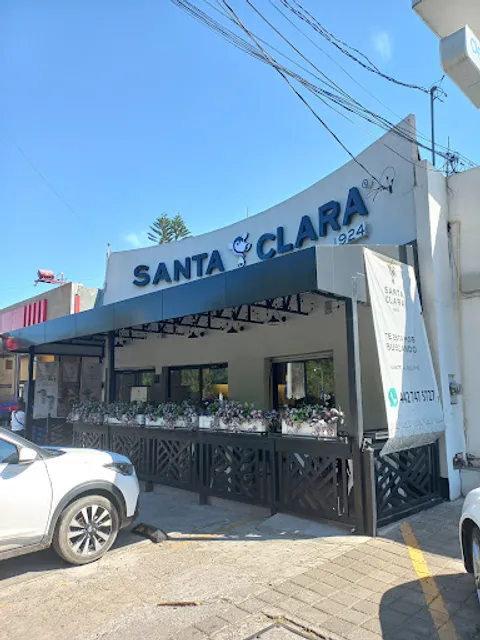 0827 Santa Clara Álamos